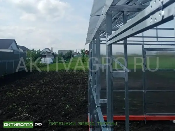 Теплица Ударница Благодатная, ширина 4/5 м, труба 40х20 + 20х20 Теплица Ударница Благодатная, ширина 4/5 м, труба 40х20 + 20х20