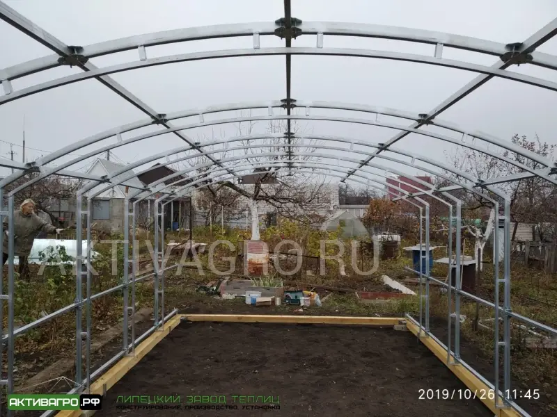 Теплица Ударница Благодатная, ширина 3/3.5 м, труба 40х20 + 20х20 Теплица Ударница Благодатная, ширина 3/3.5 м, труба 40х20 + 20х20
