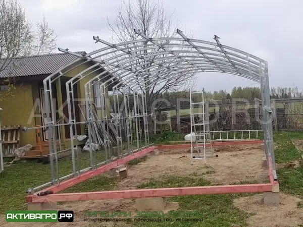 Теплица Ударница Благодатная, ширина 3/3.5 м, труба 40х20 + 20х20 Теплица Ударница Благодатная, ширина 3/3.5 м, труба 40х20 + 20х20