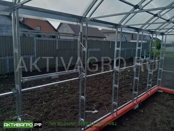 Теплица Ударница Благодатная, ширина 4/5 м, труба 40х20 + 20х20 Теплица Ударница Благодатная, ширина 4/5 м, труба 40х20 + 20х20